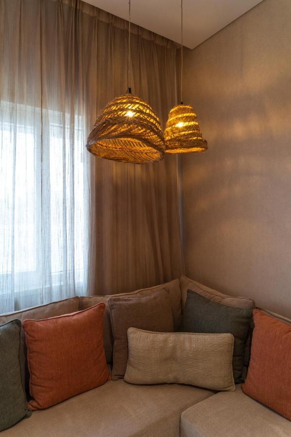 Erth Abu Dhabi Hotel Esterno foto