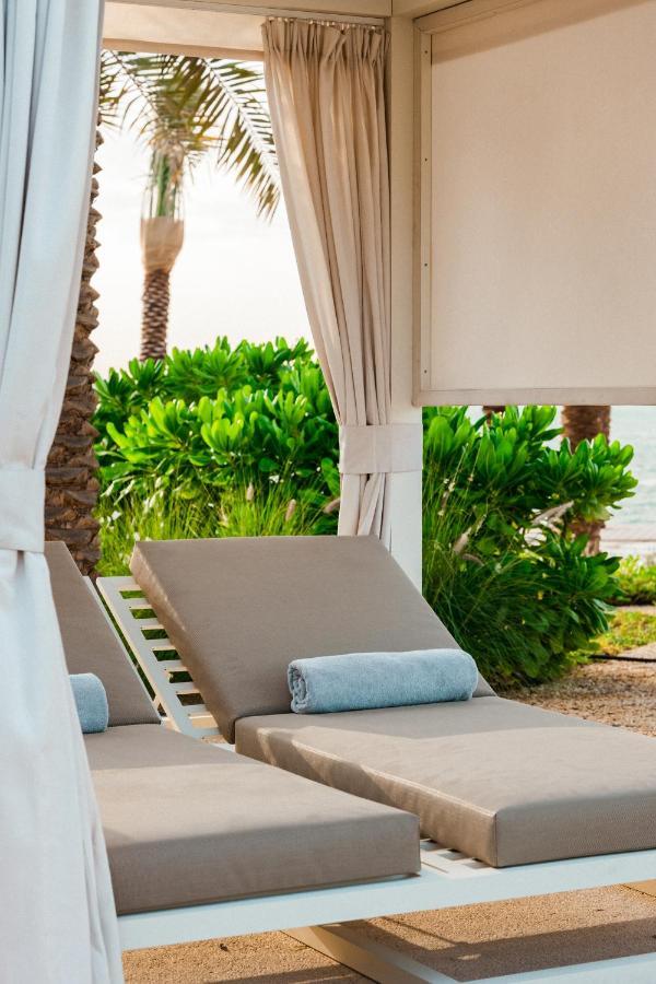Erth Abu Dhabi Hotel Esterno foto