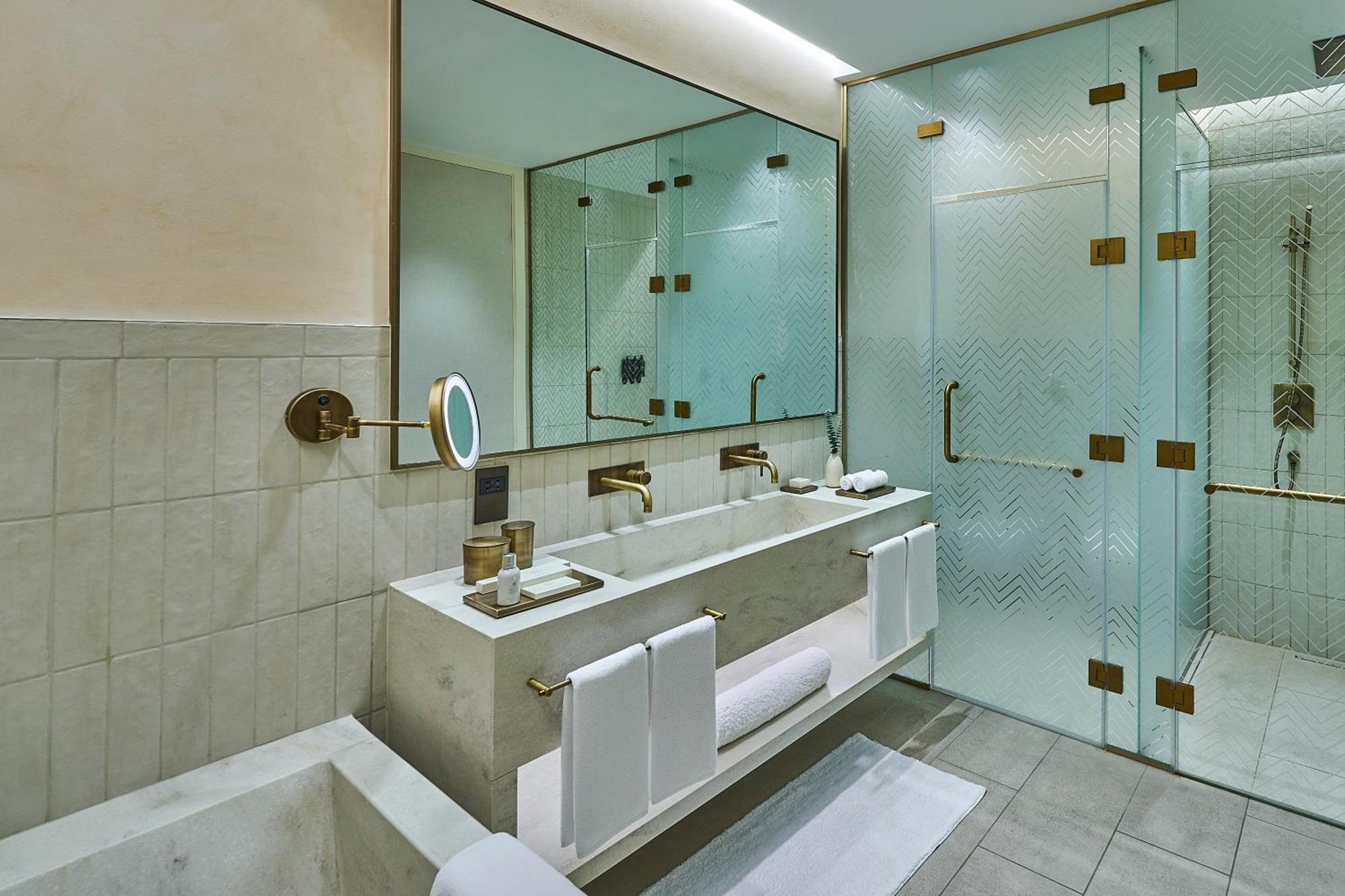 Erth Abu Dhabi Hotel Esterno foto