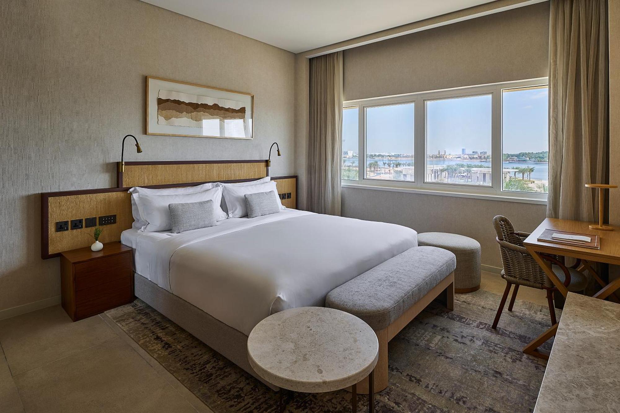 Erth Abu Dhabi Hotel Esterno foto