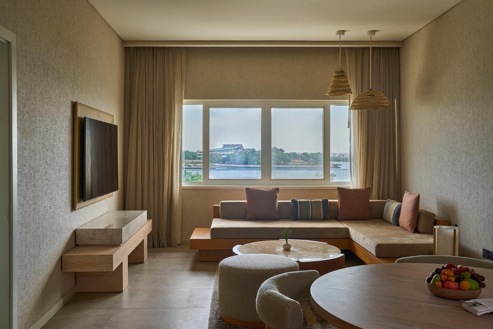 Erth Abu Dhabi Hotel Esterno foto